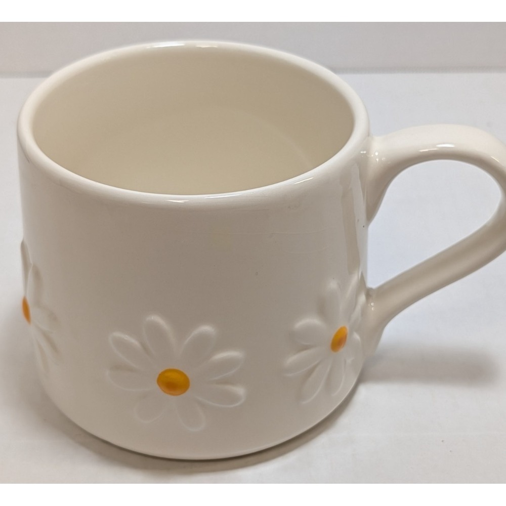 Ceramic‎ White Kala Daisy Embossed Planter Pot  Mug Design Raised Relief 4.25 in